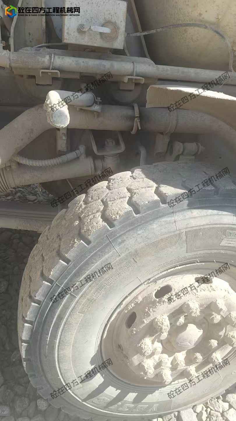 https://images.tongzsf.com/tong/truck_machine/20250901/168b50f7f89475.jpg