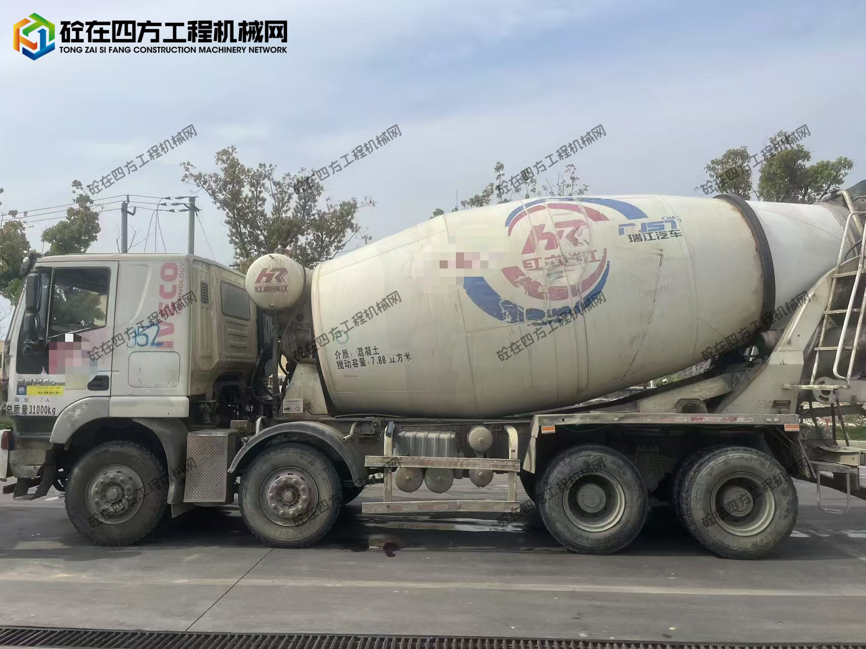 https://images.tongzsf.com/tong/truck_machine/20250901/168b51709a4c7d.jpg
