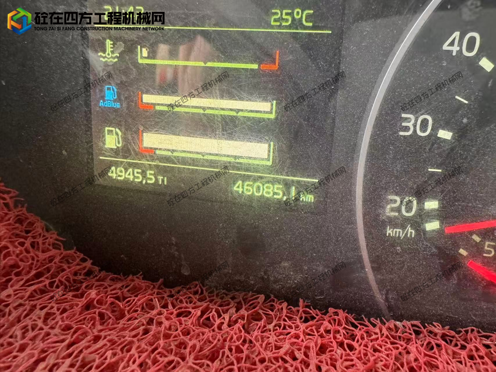 https://images.tongzsf.com/tong/truck_machine/20250901/168b538a95d9c4.jpg