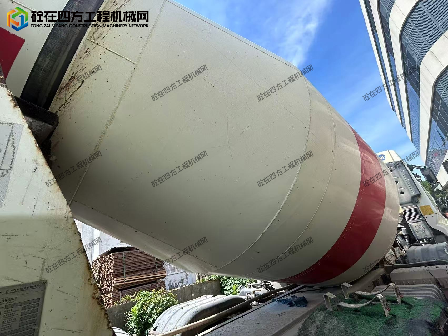 https://images.tongzsf.com/tong/truck_machine/20250902/168b667a5b10b5.jpg