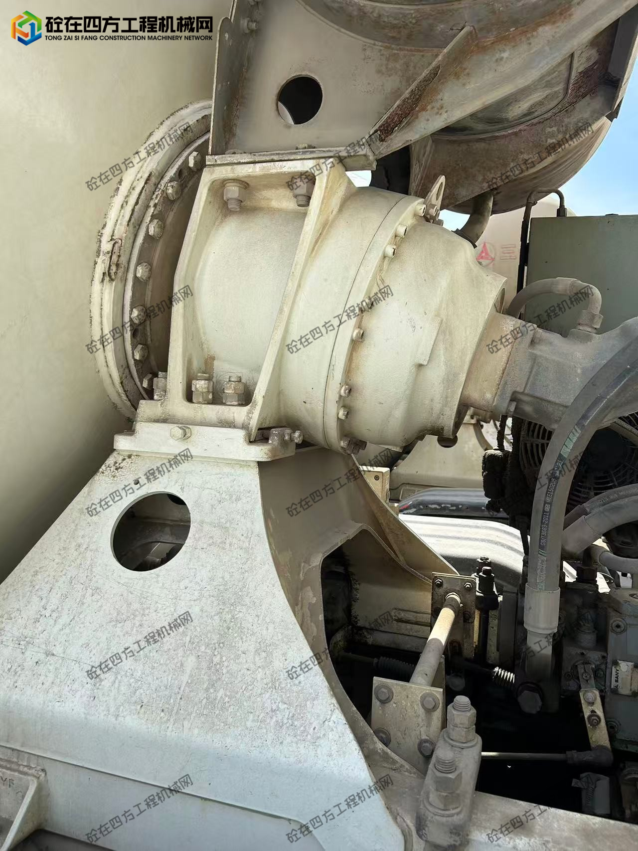 https://images.tongzsf.com/tong/truck_machine/20250902/168b667af89df6.jpg