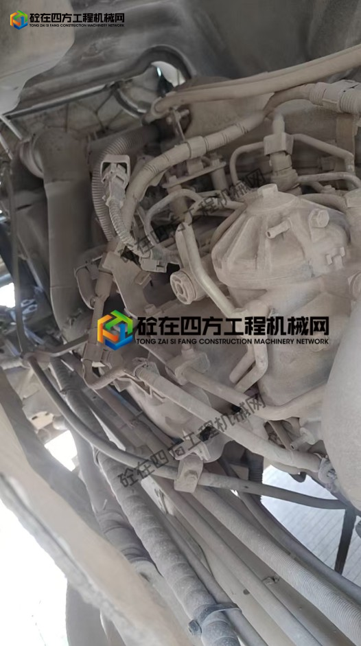 https://images.tongzsf.com/tong/truck_machine/20250903/168b7e7703734a.png