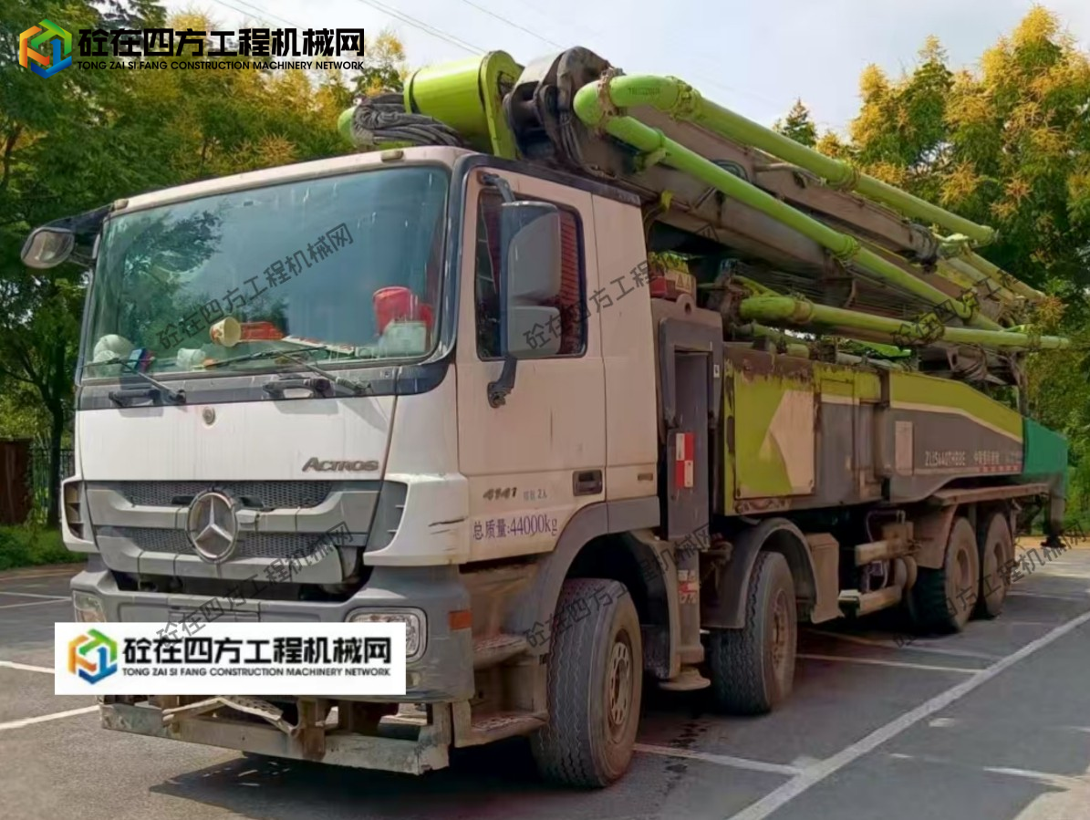 https://images.tongzsf.com/tong/truck_machine/20250903/168b7e9bc10be4.jpg