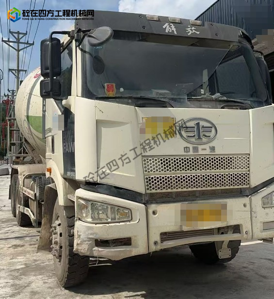 https://images.tongzsf.com/tong/truck_machine/20250903/168b7ec5acfe3b.png