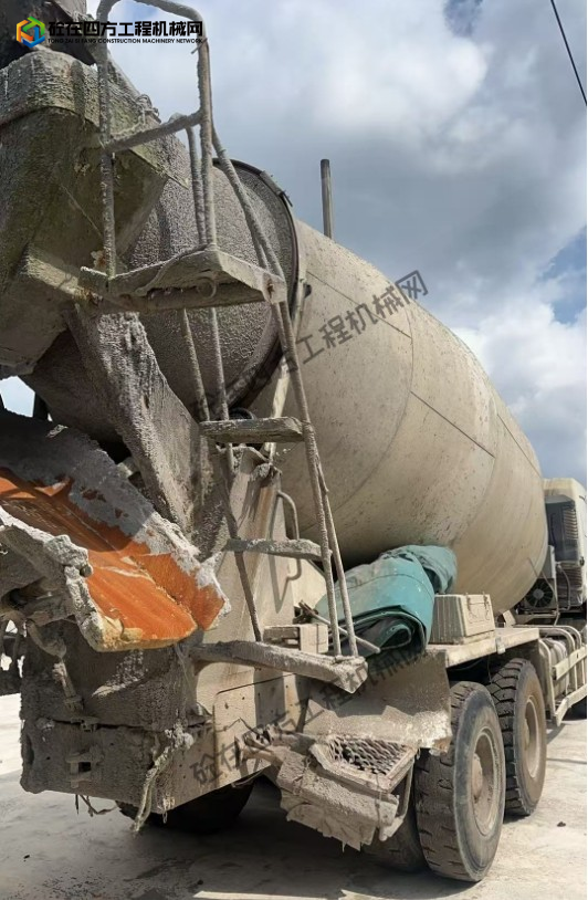 https://images.tongzsf.com/tong/truck_machine/20250903/168b7ec9c5e7aa.png
