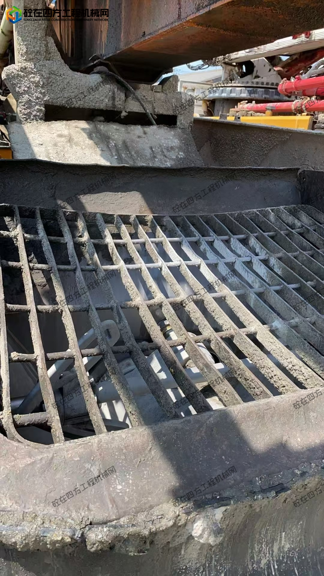 https://images.tongzsf.com/tong/truck_machine/20250903/168b8042592824.jpg