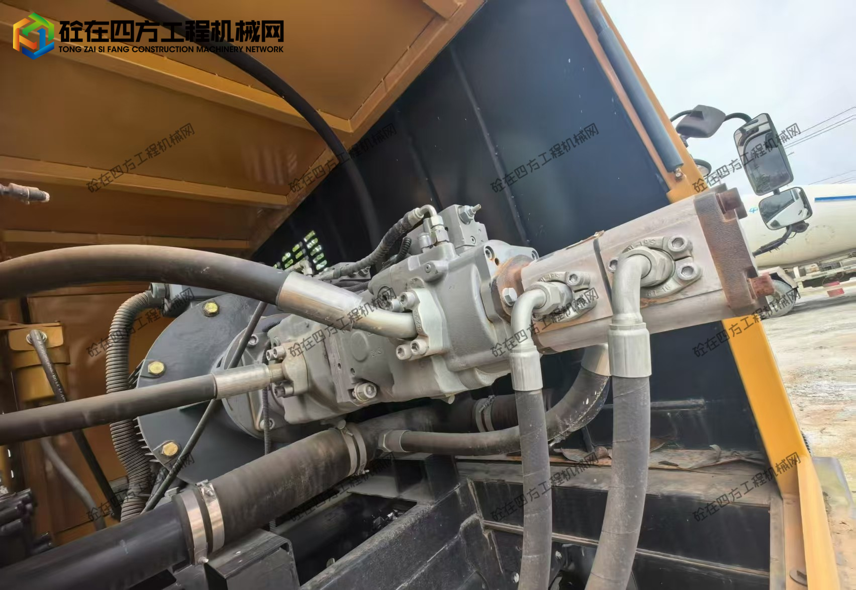 https://images.tongzsf.com/tong/truck_machine/20250903/168b808a81aa9e.jpg