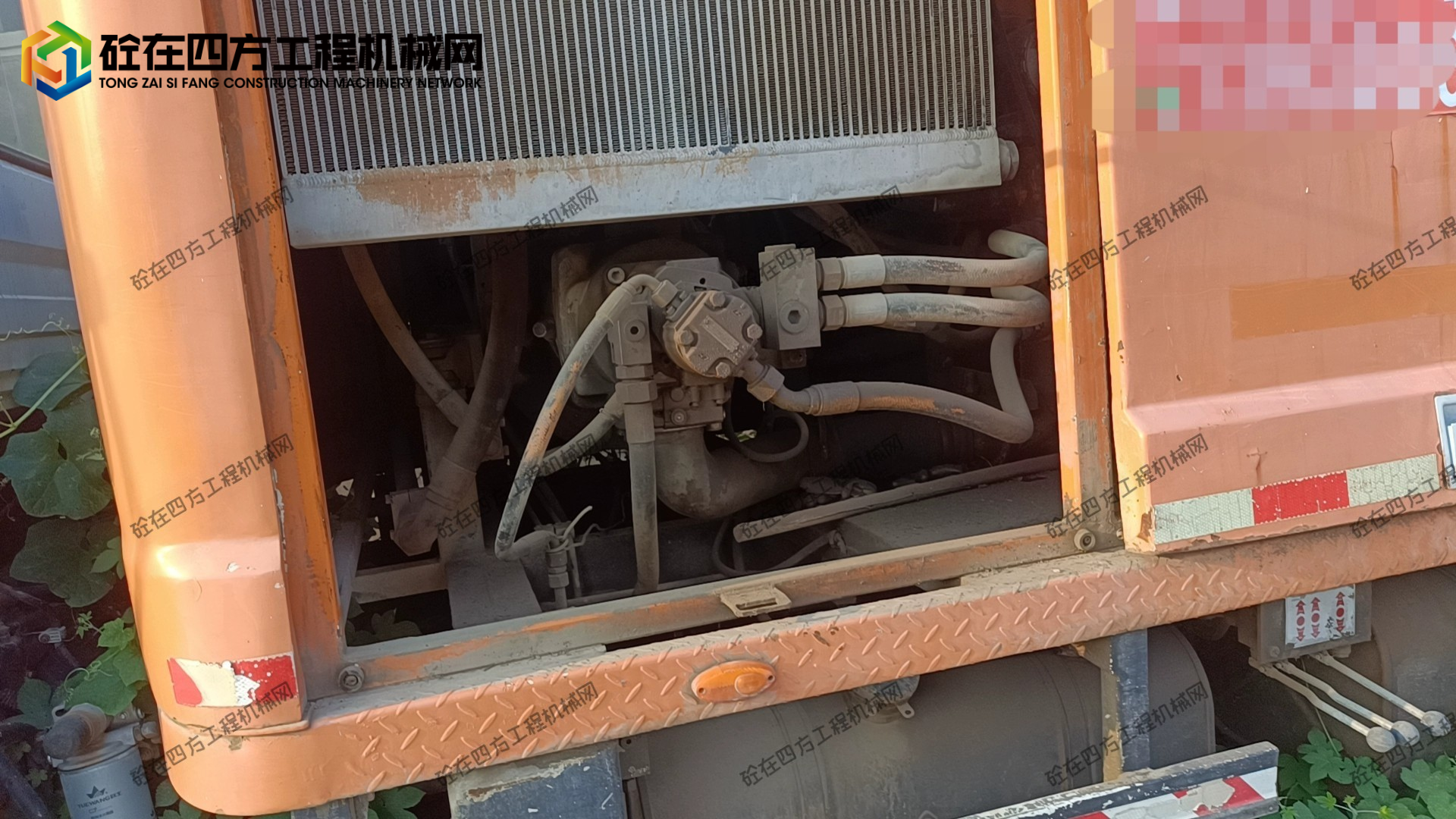 https://images.tongzsf.com/tong/truck_machine/20250904/168b9a8013ca07.jpg