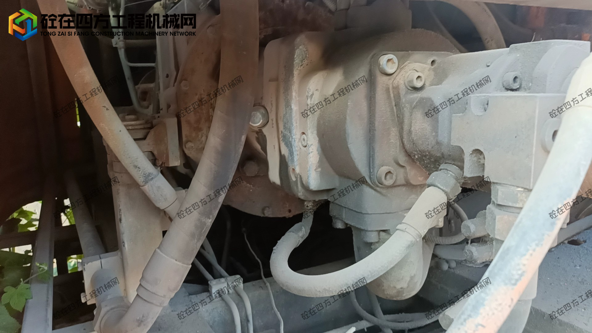 https://images.tongzsf.com/tong/truck_machine/20250904/168b9a80a752f9.jpg