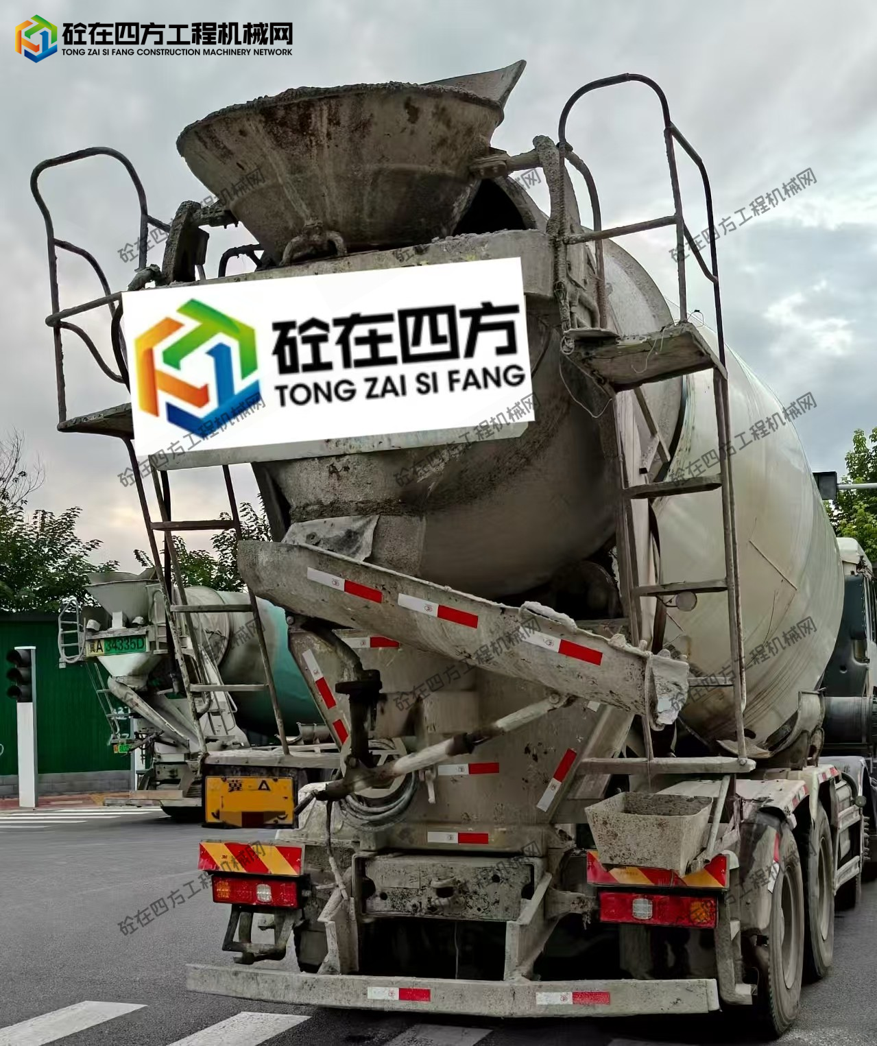 https://images.tongzsf.com/tong/truck_machine/20250905/168ba348943aea.jpg