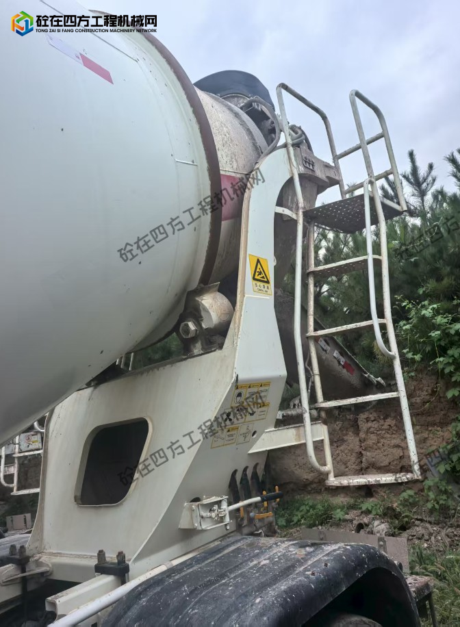 https://images.tongzsf.com/tong/truck_machine/20250905/168ba7d010270e.png