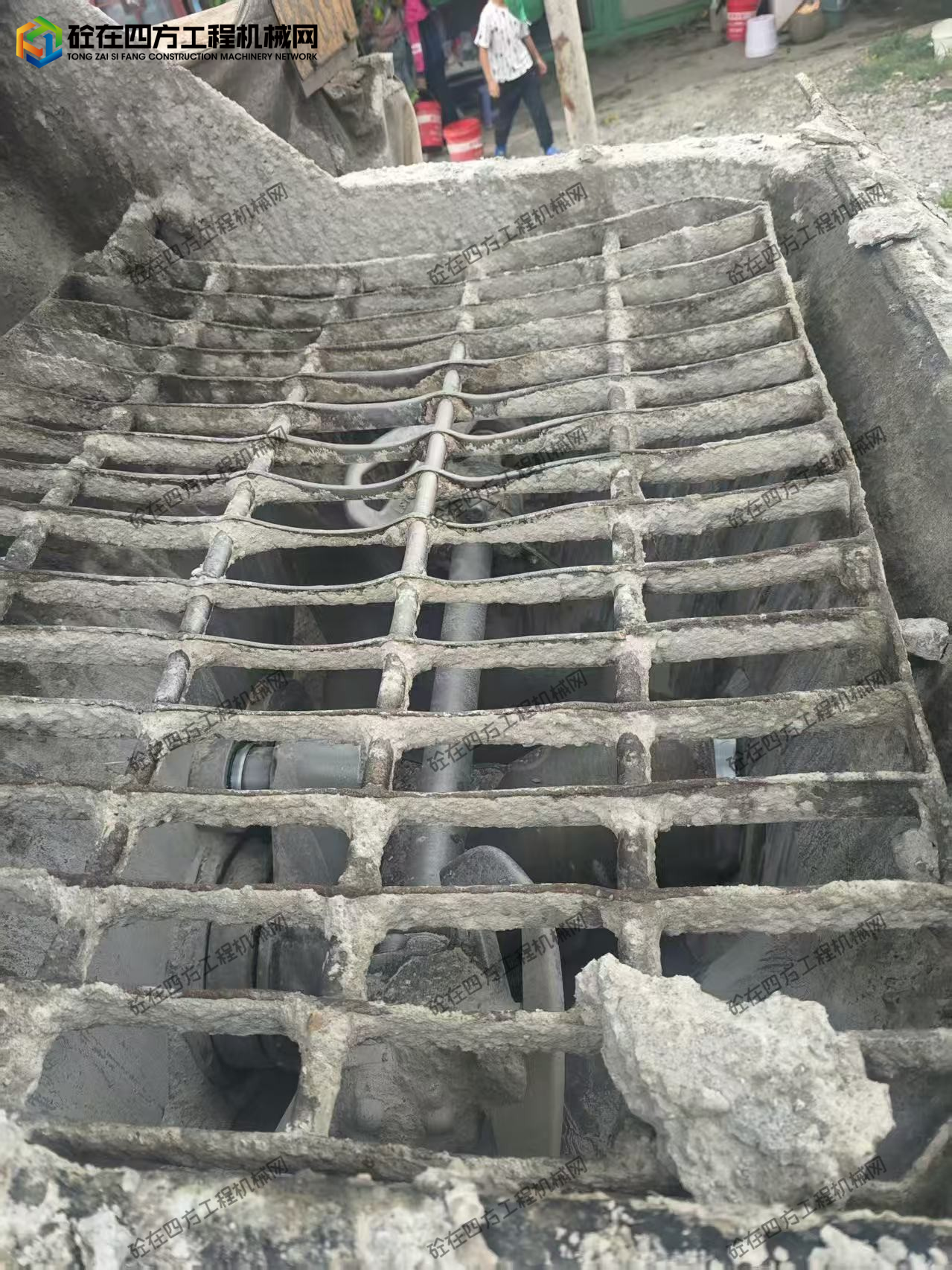https://images.tongzsf.com/tong/truck_machine/20250905/168ba92b0996b7.jpg