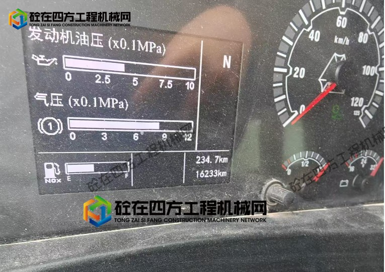 https://images.tongzsf.com/tong/truck_machine/20250905/168ba99ebb1224.png