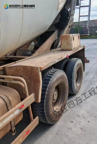 https://images.tongzsf.com/tong/truck_machine/20250905/168ba9ab5d036c.png