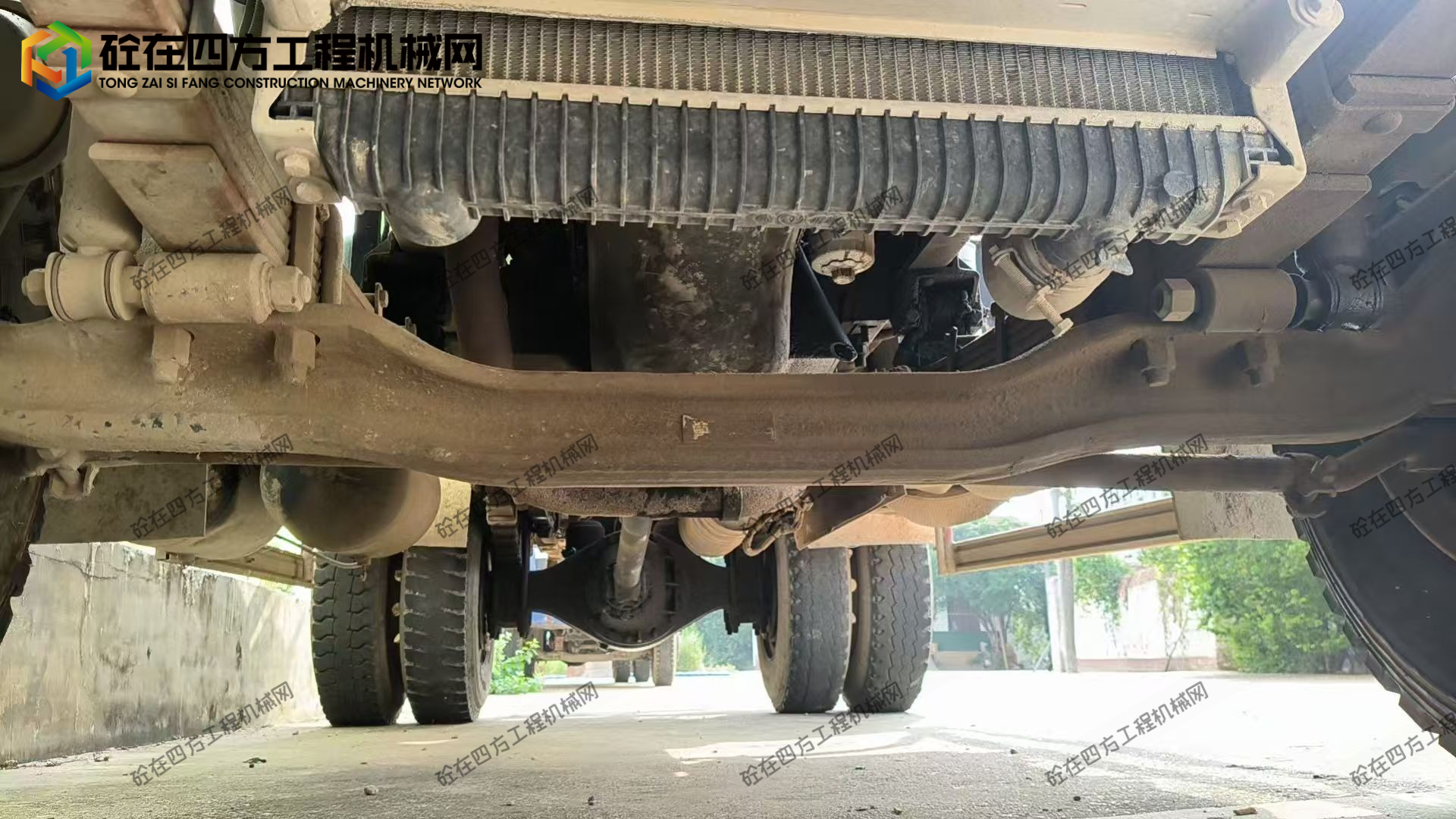 https://images.tongzsf.com/tong/truck_machine/20250905/168baa9d49ea43.jpg
