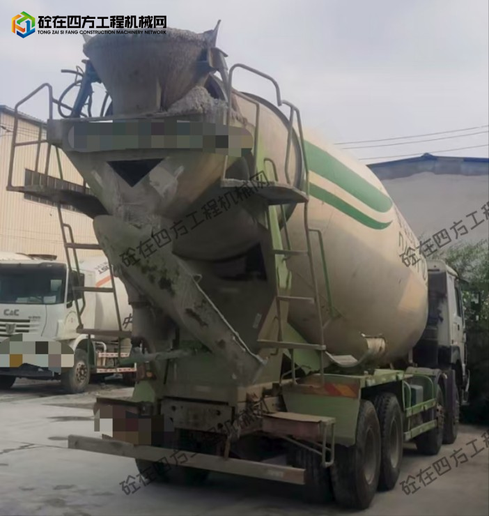 https://images.tongzsf.com/tong/truck_machine/20250905/168bad735a1b41.jpg