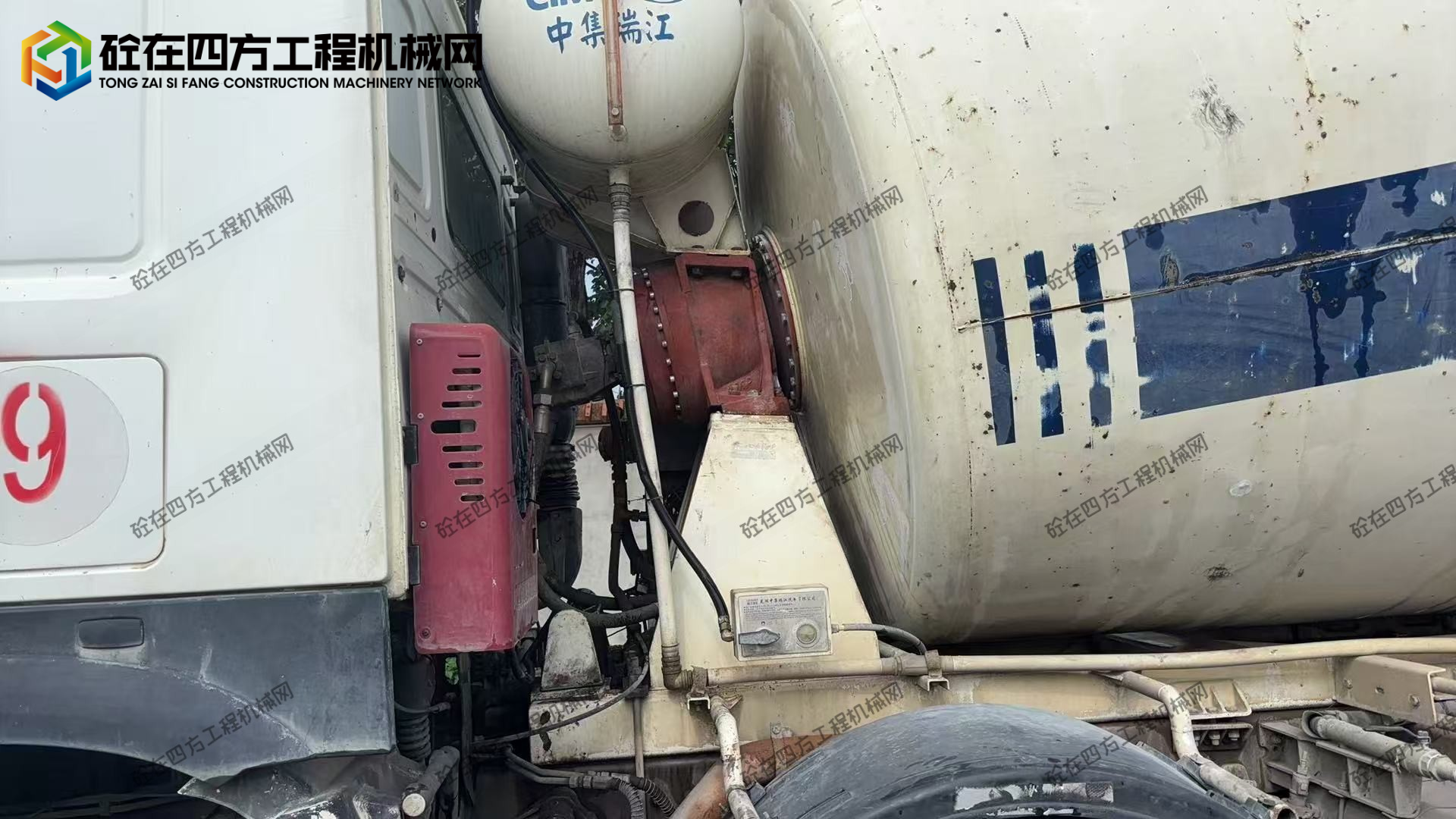 https://images.tongzsf.com/tong/truck_machine/20250906/168bb955012f9c.jpg