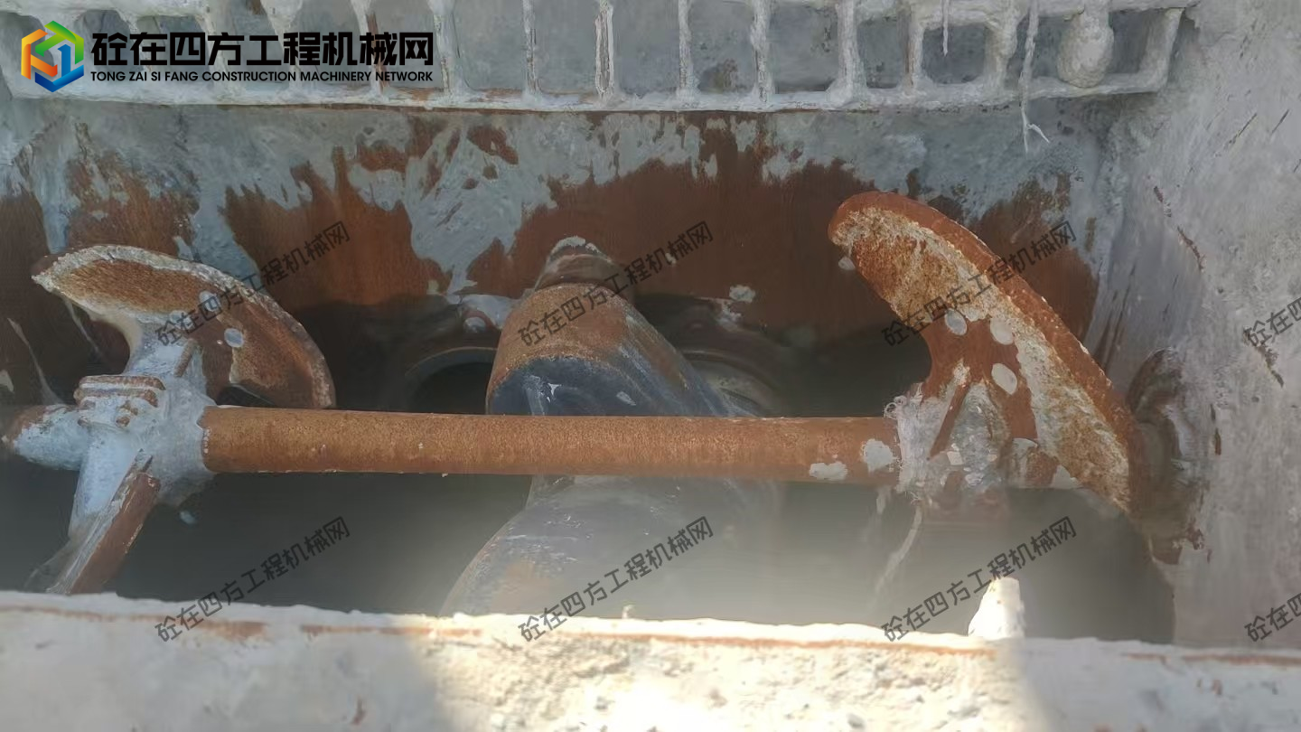https://images.tongzsf.com/tong/truck_machine/20250906/168bc0dd07c182.jpg