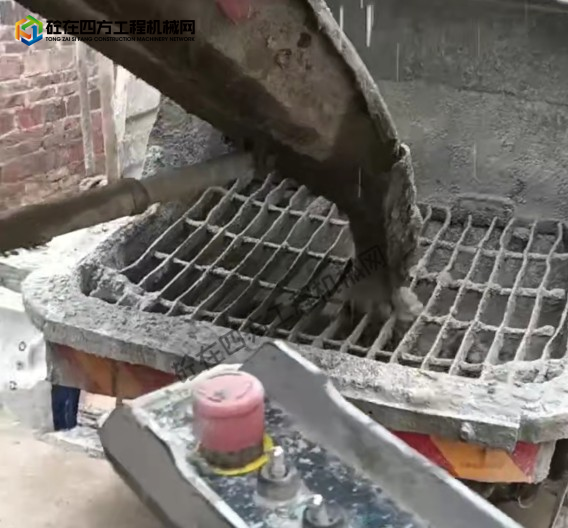 https://images.tongzsf.com/tong/truck_machine/20250906/168bc0f9bbc0c5.png