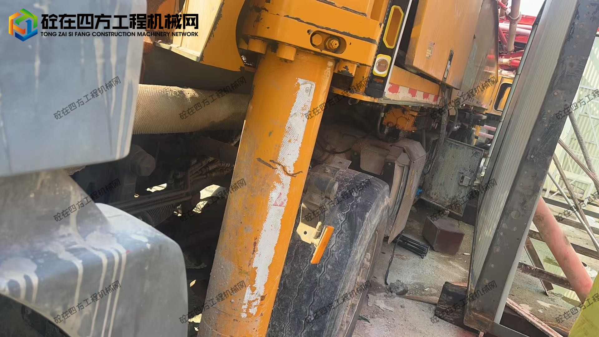 https://images.tongzsf.com/tong/truck_machine/20250906/168bc1ad35d666.jpg