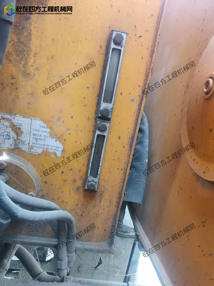 https://images.tongzsf.com/tong/truck_machine/20250906/168bc2facaf4fd.jpg