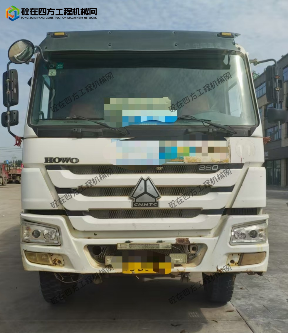 https://images.tongzsf.com/tong/truck_machine/20250907/168bd8a76dd16e.jpg