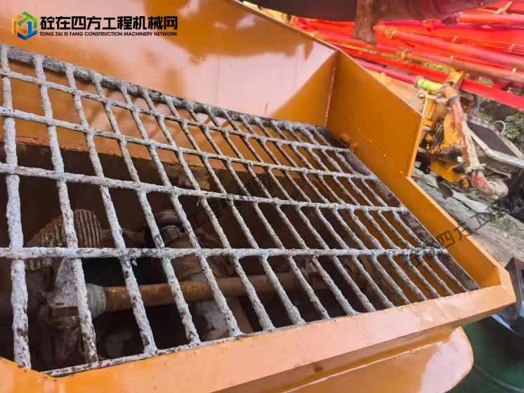 https://images.tongzsf.com/tong/truck_machine/20250908/168be44f330aef.png