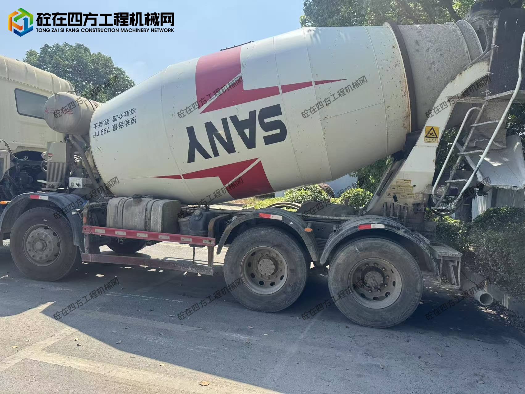 https://images.tongzsf.com/tong/truck_machine/20250908/168be469a2c6a1.jpg