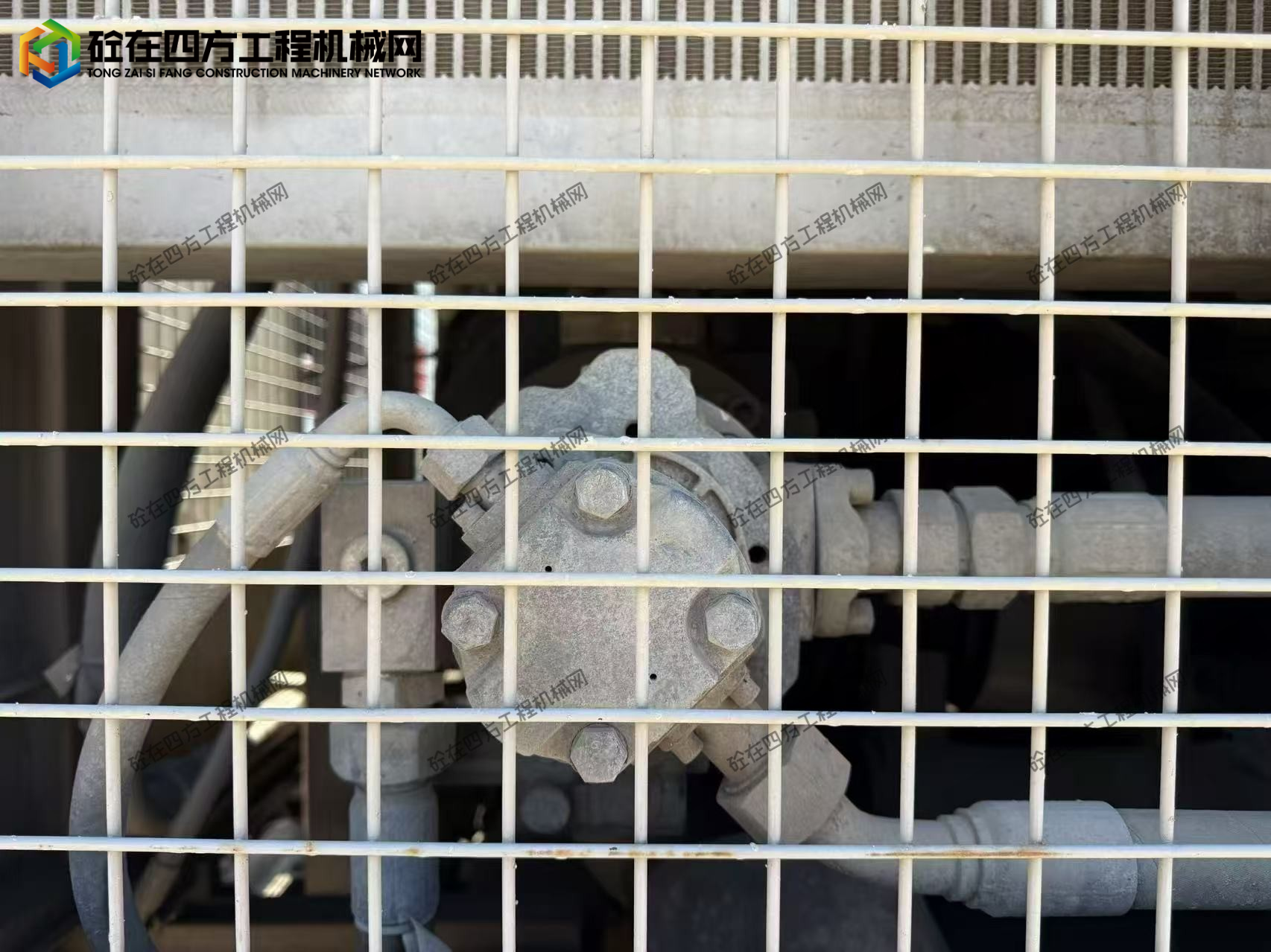 https://images.tongzsf.com/tong/truck_machine/20250908/168be90518a3f2.jpg
