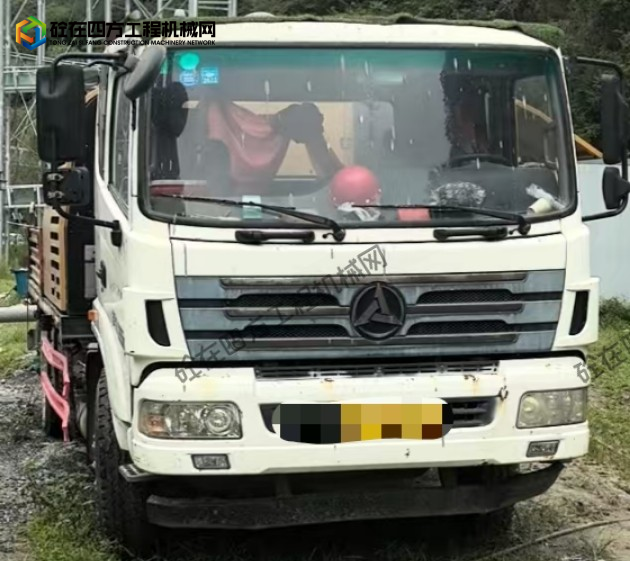 https://images.tongzsf.com/tong/truck_machine/20250908/168bec5d8e50f5.jpg