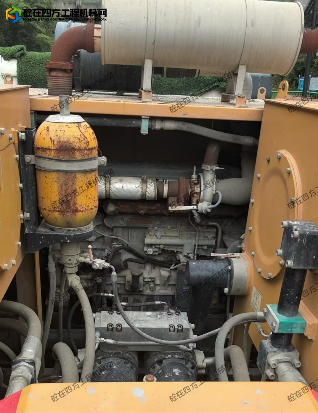 https://images.tongzsf.com/tong/truck_machine/20250908/168bec5e34f2cb.jpg