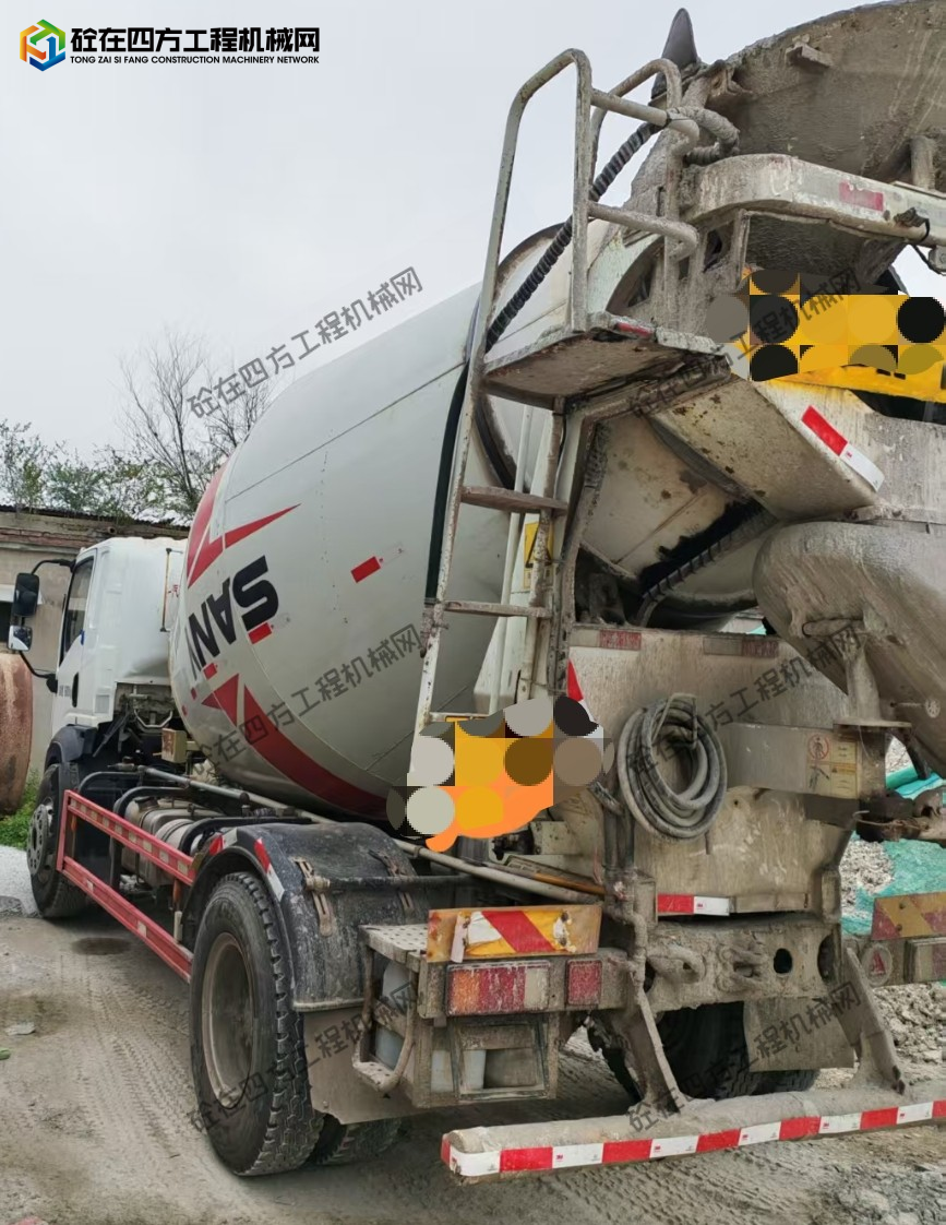 https://images.tongzsf.com/tong/truck_machine/20250908/168bedc125efe2.jpg
