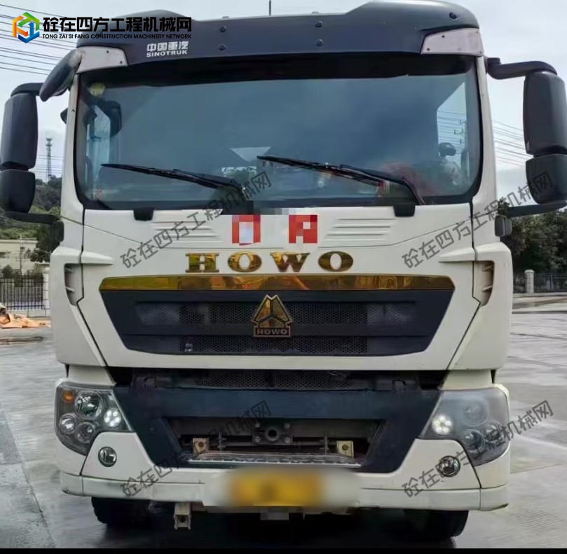 https://images.tongzsf.com/tong/truck_machine/20250911/168c224c1a9d57.jpg
