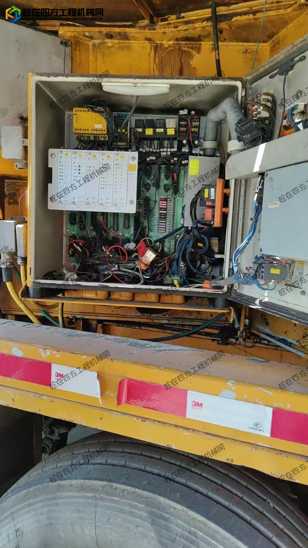https://images.tongzsf.com/tong/truck_machine/20250911/168c2622fe3f62.jpg