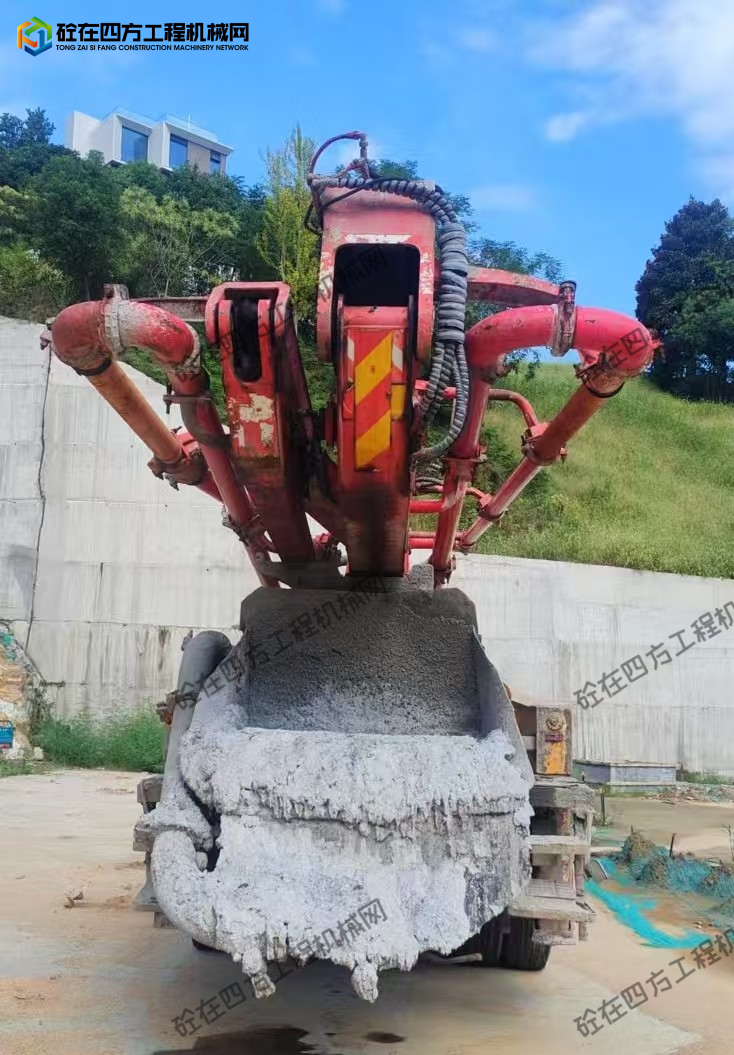 https://images.tongzsf.com/tong/truck_machine/20250912/168c37692d4f7d.jpg