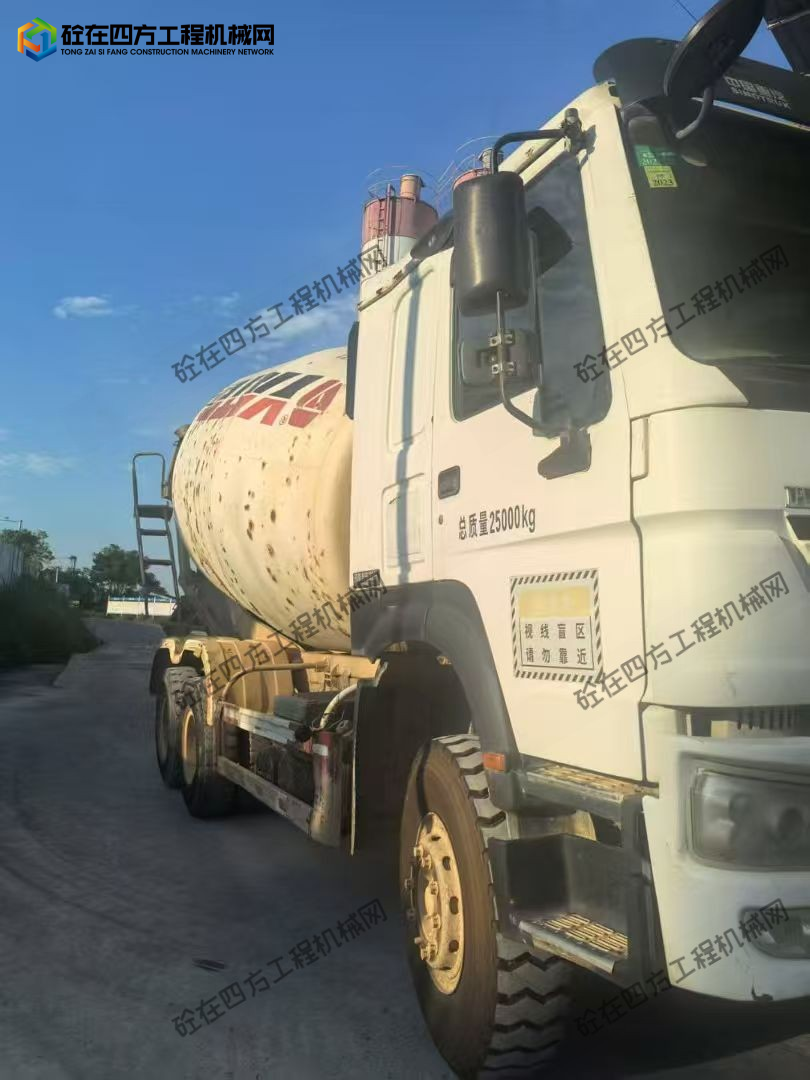https://images.tongzsf.com/tong/truck_machine/20250912/168c3eb66532c0.jpg