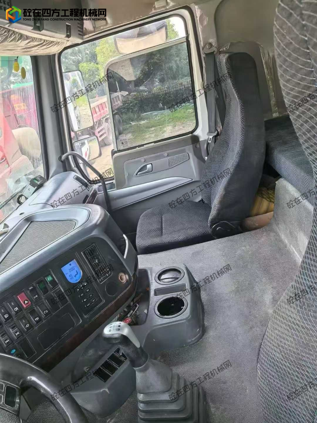 https://images.tongzsf.com/tong/truck_machine/20250915/168c7e216160f2.jpg