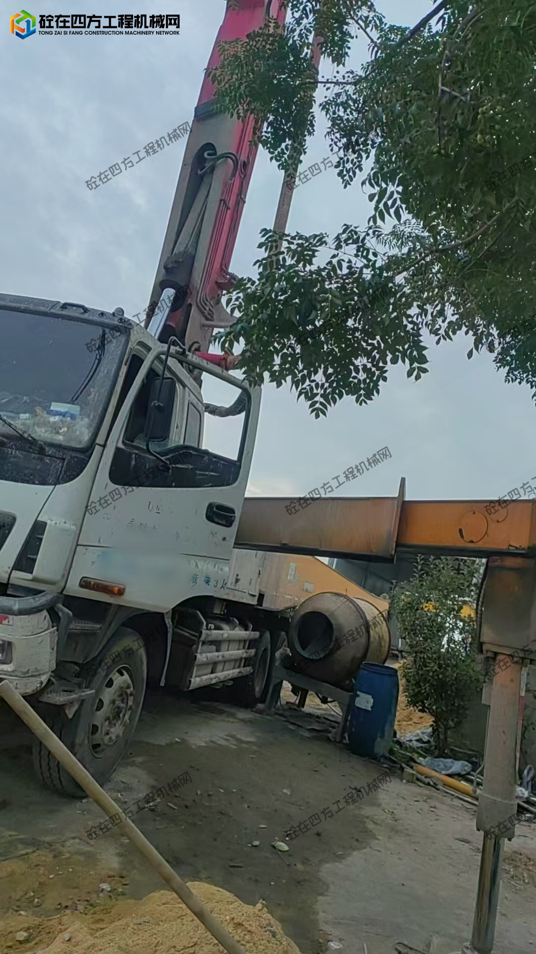 https://images.tongzsf.com/tong/truck_machine/20250916/168c8f8f0761c4.jpg