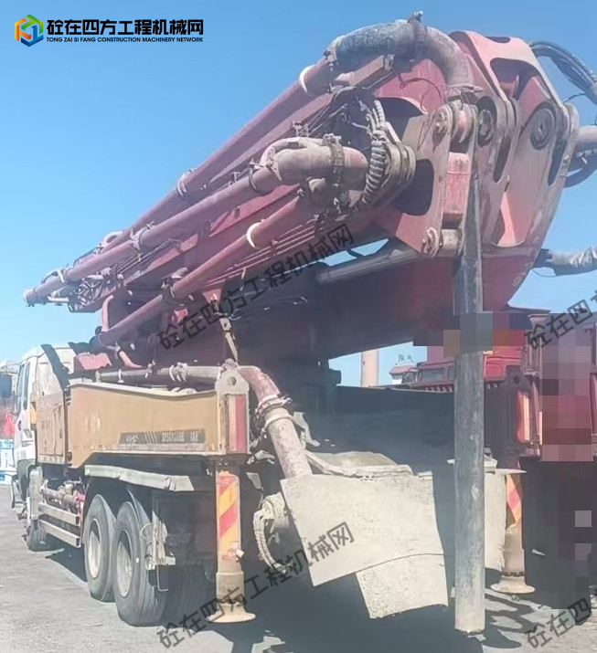 https://images.tongzsf.com/tong/truck_machine/20250917/168ca4c4269a44.jpg