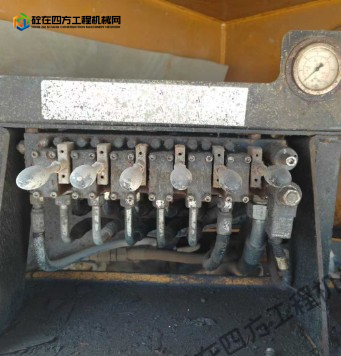 https://images.tongzsf.com/tong/truck_machine/20250917/168ca81c549660.png
