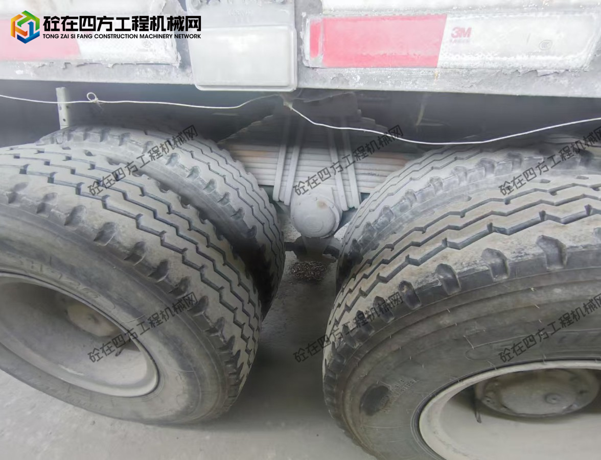 https://images.tongzsf.com/tong/truck_machine/20250918/168cb9bc962f2d.png