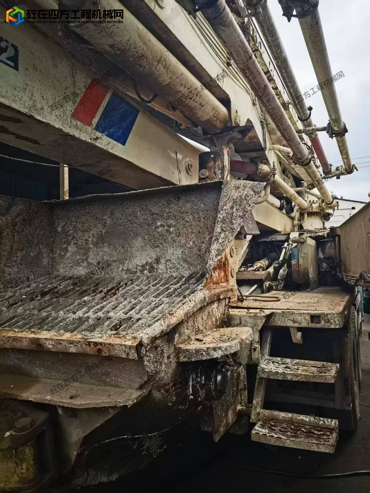 https://images.tongzsf.com/tong/truck_machine/20250918/168cb9d3fe4823.jpg