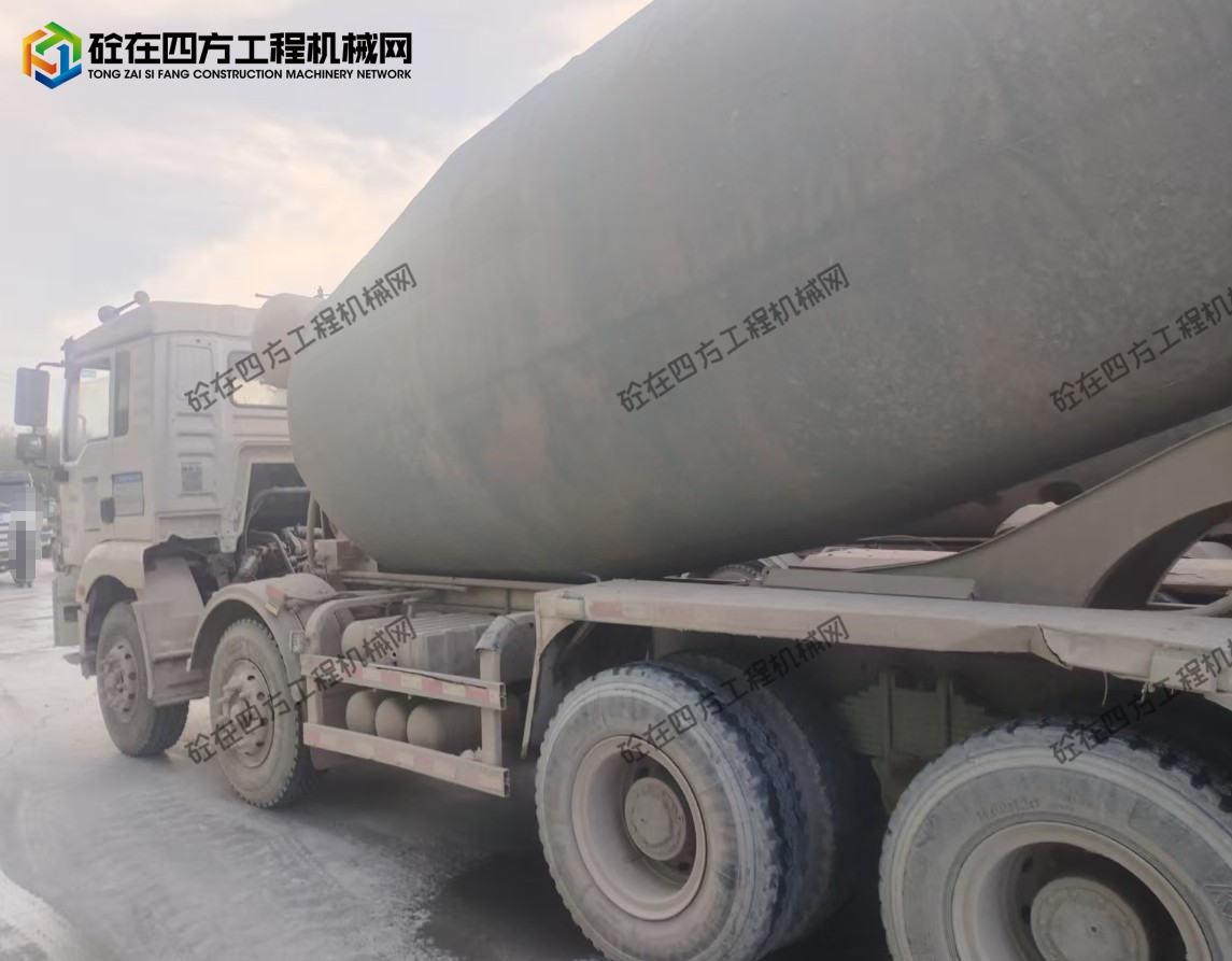 https://images.tongzsf.com/tong/truck_machine/20250918/168cba262d37ec.png