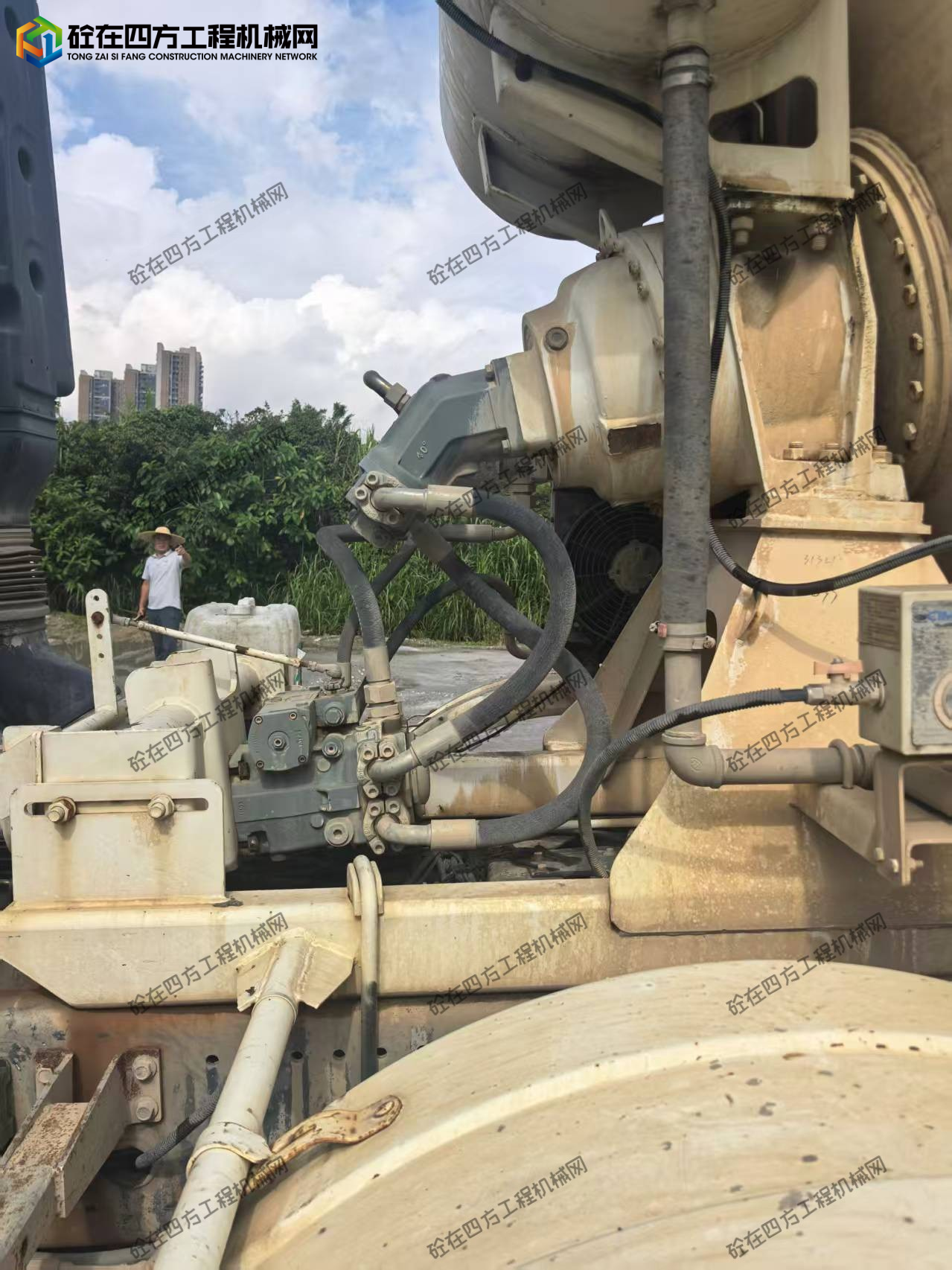 https://images.tongzsf.com/tong/truck_machine/20250918/168cc046ef14a4.jpg