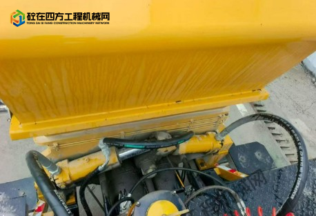 https://images.tongzsf.com/tong/truck_machine/20250919/168ccba7aae804.png