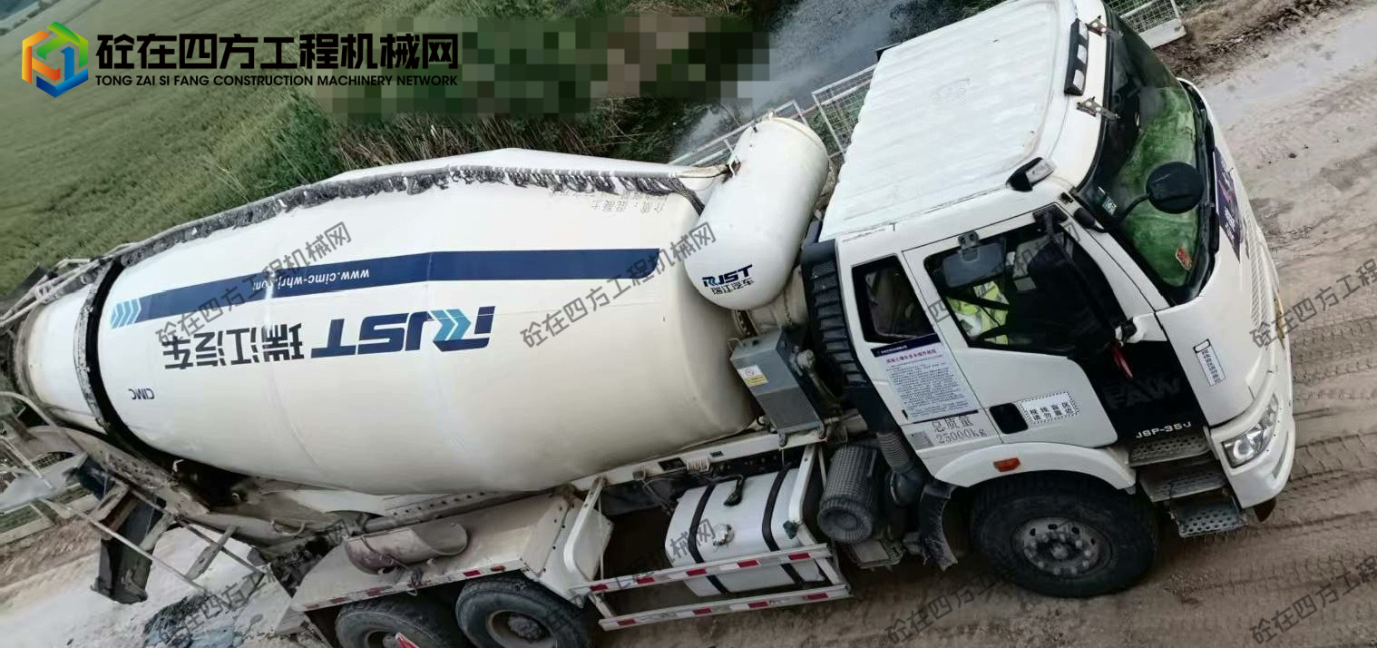 https://images.tongzsf.com/tong/truck_machine/20250920/168ce50f48e2e4.jpg