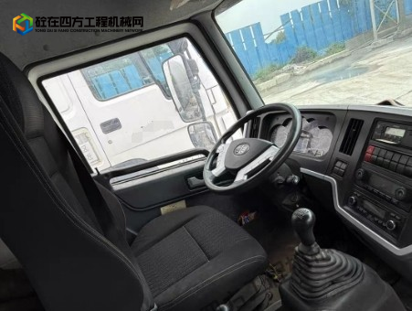 https://images.tongzsf.com/tong/truck_machine/20250922/168d0ae6e04703.png