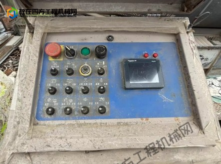 https://images.tongzsf.com/tong/truck_machine/20250922/168d0ae70ad9c4.png