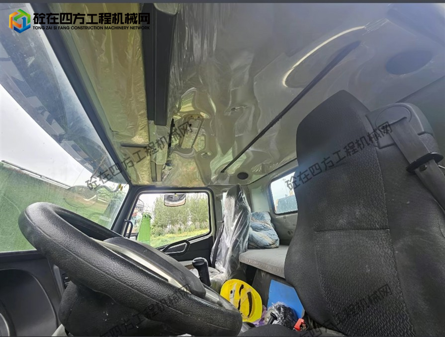 https://images.tongzsf.com/tong/truck_machine/20250922/168d0b0182b939.jpg