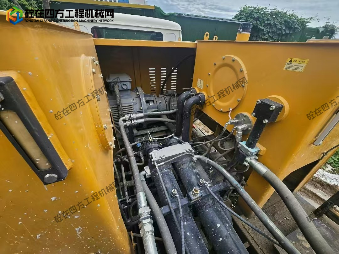 https://images.tongzsf.com/tong/truck_machine/20250922/168d0b045ec17f.jpg